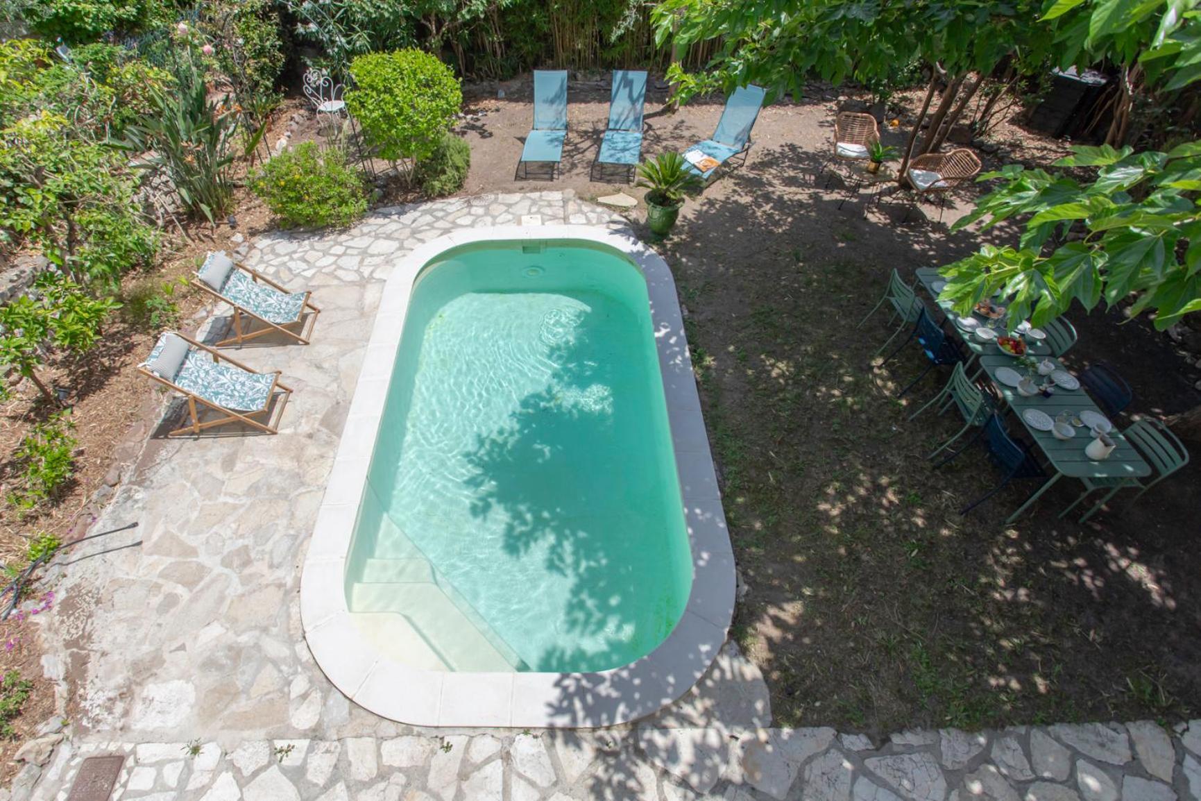 Villa C8 - Lovely House 4 Bdr - Pool, Ac, Garage & Wifi