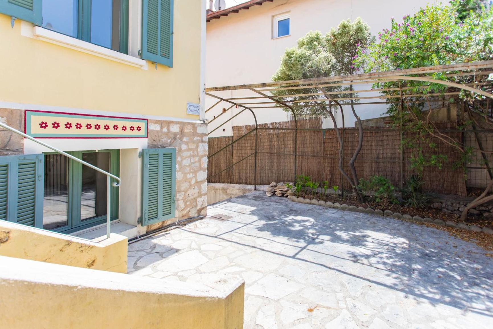 C8 - Lovely House 4 Bdr - Pool, Ac, Garage & Wifi Villa *