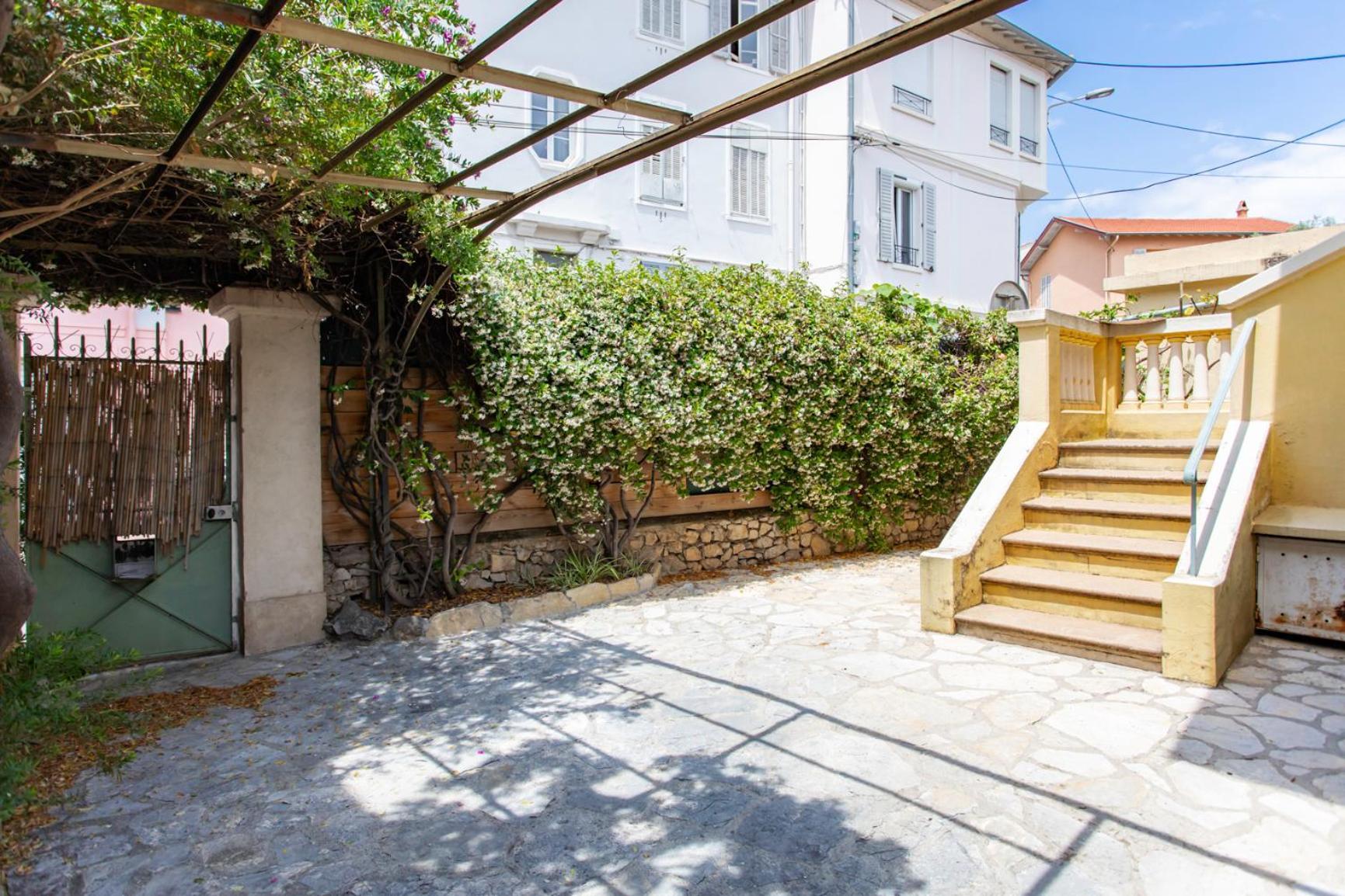 Villa C8 - Lovely House 4 Bdr - Pool, Ac, Garage & Wifi Cannes