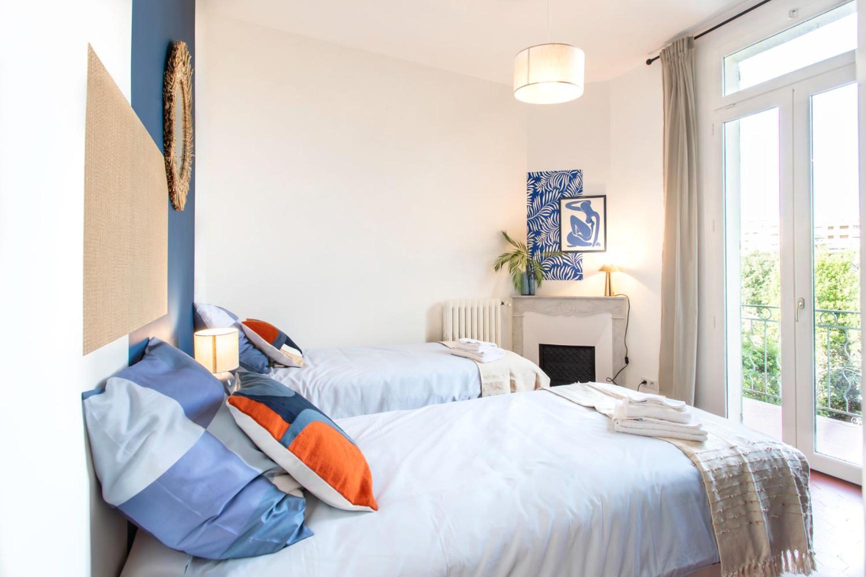 Villa C8 - Lovely House 4 Bdr - Pool, Ac, Garage & Wifi *