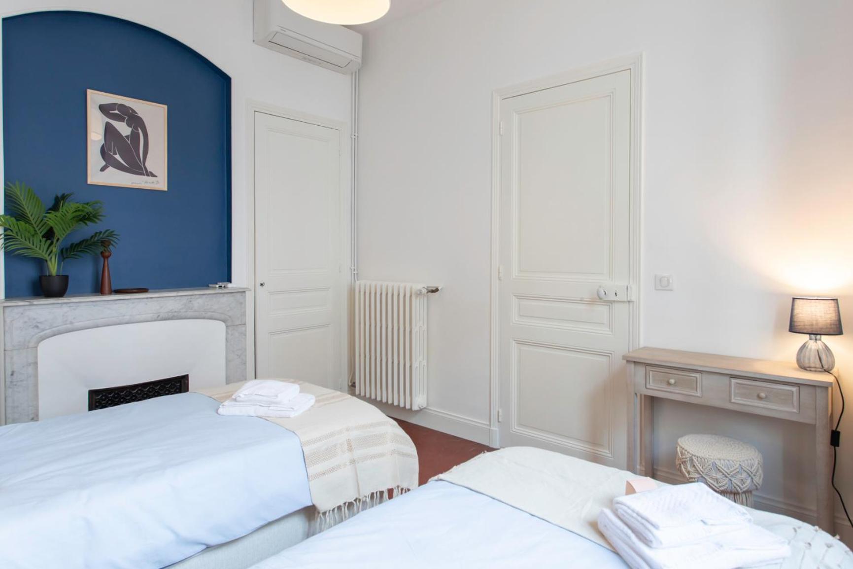 C8 - Lovely House 4 Bdr - Pool, Ac, Garage & Wifi *