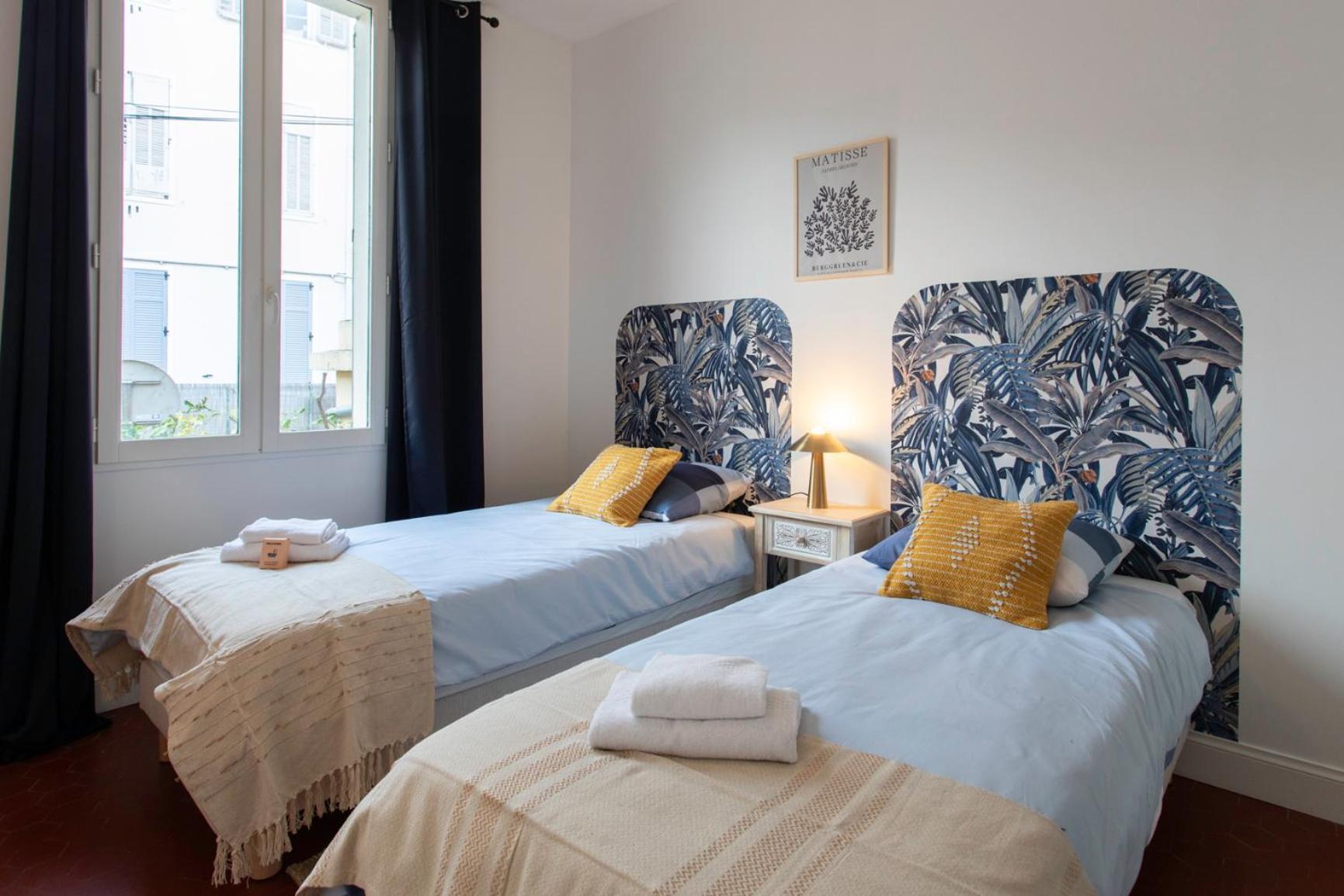 C8 - Lovely House 4 Bdr - Pool, Ac, Garage & Wifi * Cannes